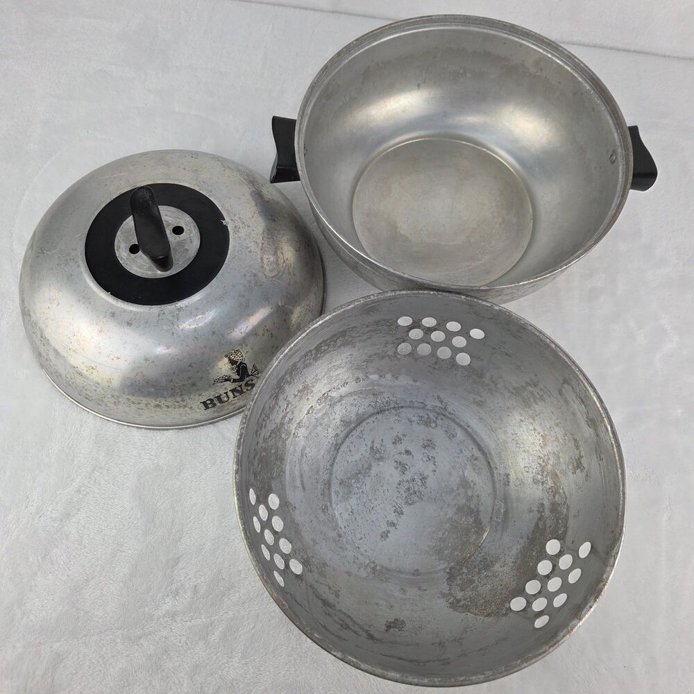 Vintage West Bend Bun Warmer Serving Oven MCM Aluminum Bread Warmer - Picture 7 of 14
